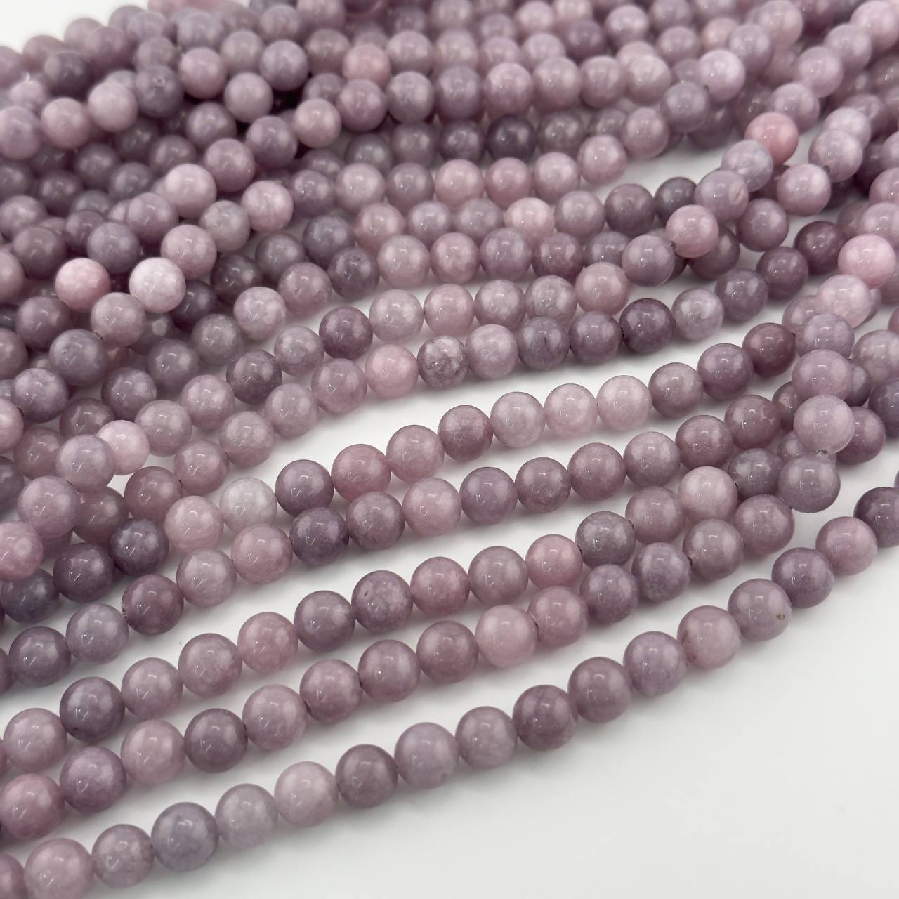 Бусины Халцедон размер 8мм натуральный камень